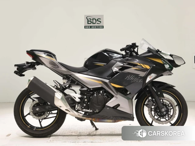 Проданный Kawasaki NINJA 400 2021 из Японии