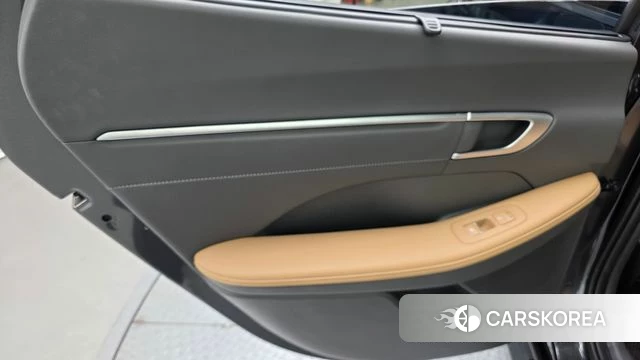 Hyundai Sonata D Edge (DN8) id 4892841 из Кореи 17
