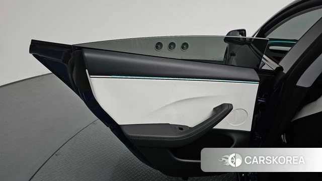 Tesla Model 3 id 4539702 из Кореи 17