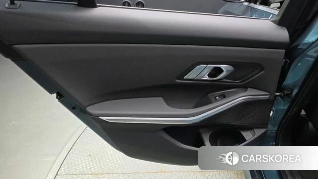 BMW 3 Series (G20) id 4899517 из Кореи 17