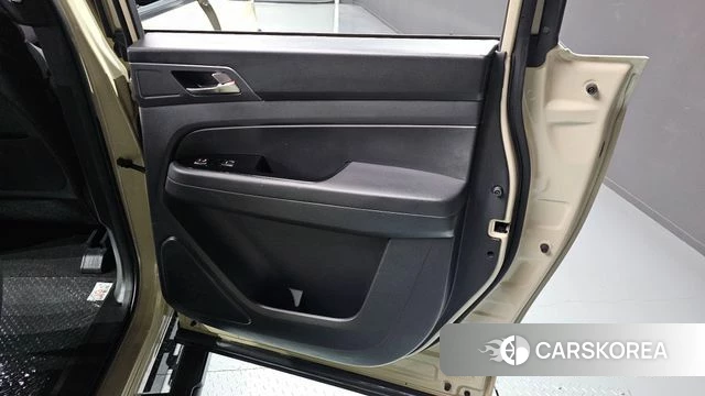 Ssangyong The New Rexton Sports Cannes id 4223211 из Кореи 17