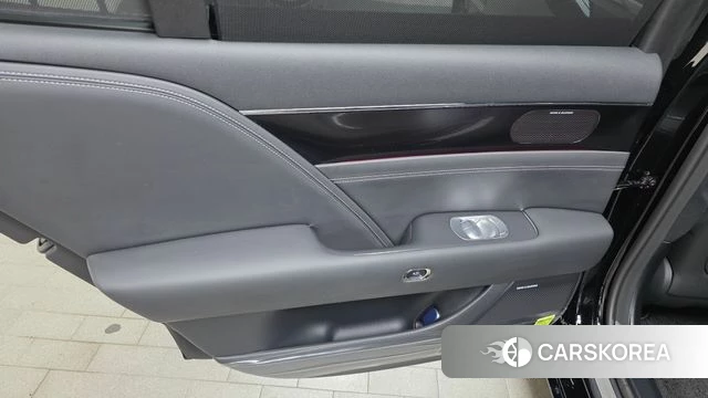 Genesis G90 (RS4) id 4443244 из Кореи 17
