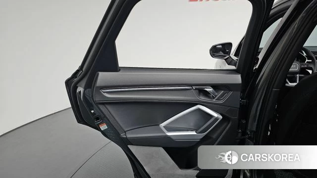 Audi Q3 (F3) id 4480156 из Кореи 17