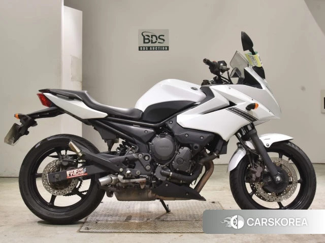 Проданный Yamaha XJ6 DIVERSION ABS 2011 из Японии, фото 2