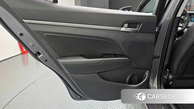 Hyundai Avante AD id 4246103 из Кореи 17