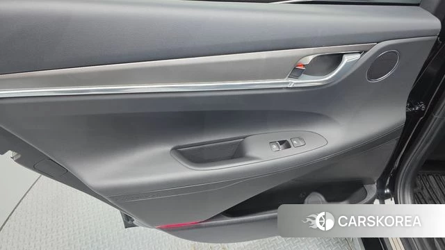 Hyundai The New Grandeur IG id 4573781 из Кореи 17