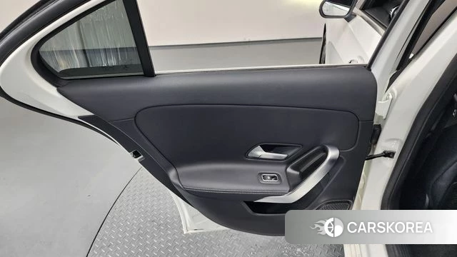 Mercedes-Benz A-Class W177 id 4625304 из Кореи 17