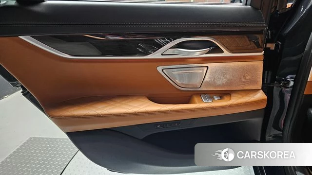 BMW 7 Series (G11) id 4506931 из Кореи 17
