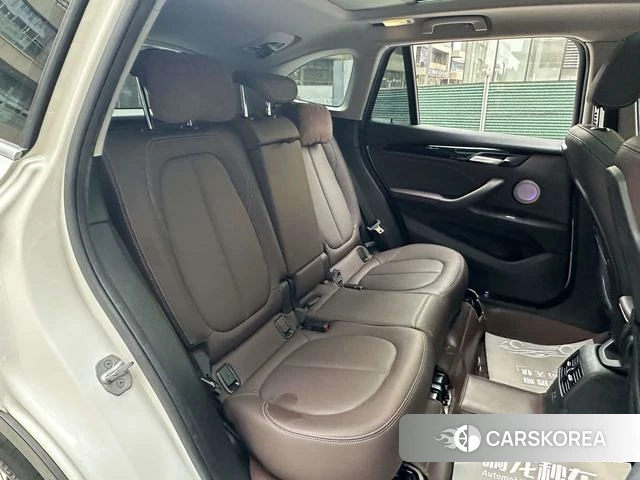BMW X1 id 3926864 из Китая 17