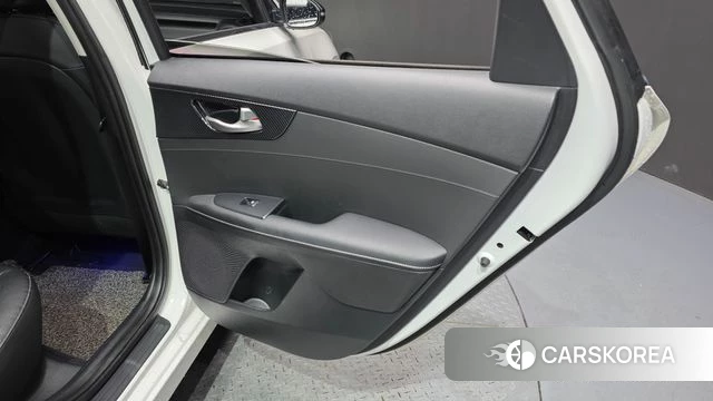 Kia Come New K3 id 4188417 из Кореи 17