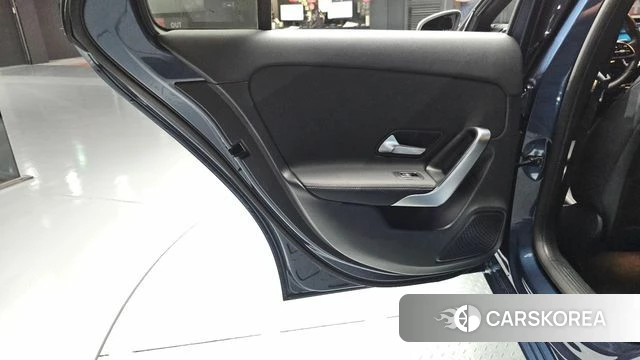 Mercedes-Benz A-Class W177 id 4784938 из Кореи 17