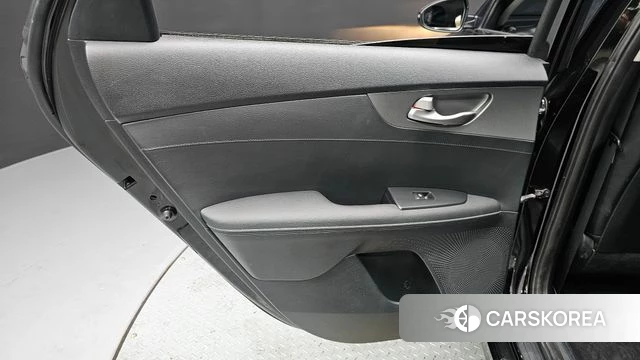 Kia Come New K3 id 4397326 из Кореи 17
