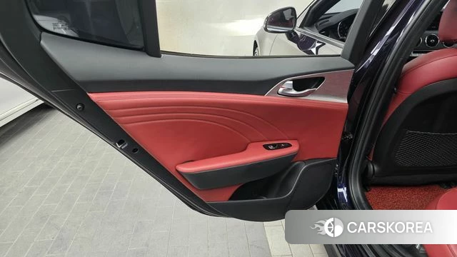 Kia Stinger Meister id 4416394 из Кореи 17