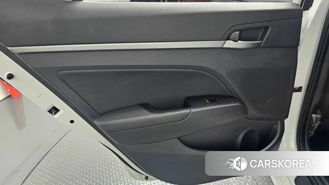 Hyundai Avante AD id 4900744 из Кореи 17