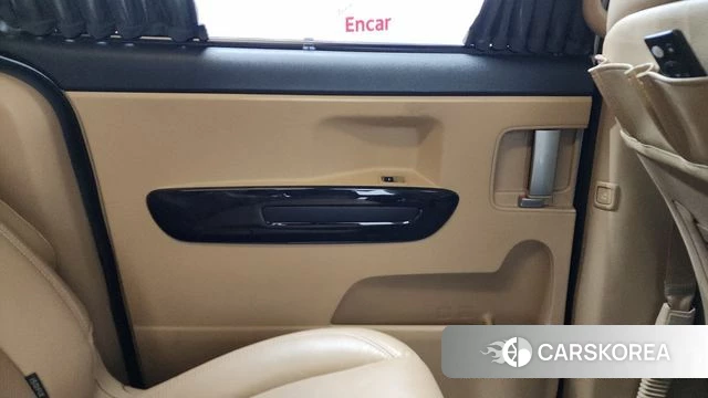 Kia The New Carnival id 4581938 из Кореи 17
