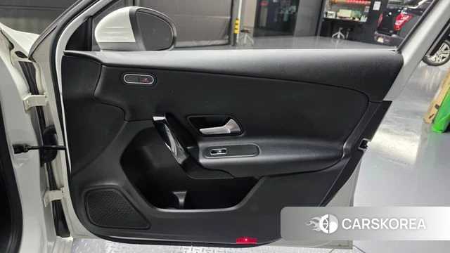 Mercedes-Benz A-Class W177 id 4586900 из Кореи 17