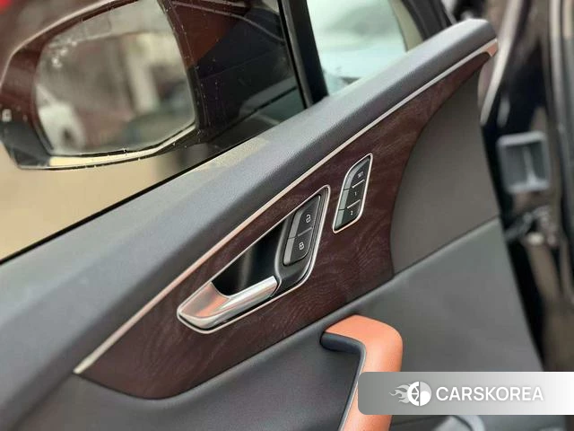 Audi Q7 id 4213894 из Китая 17