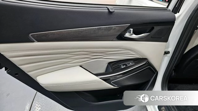 Kia K7 Premier Hybrid id 4402708 из Кореи 17