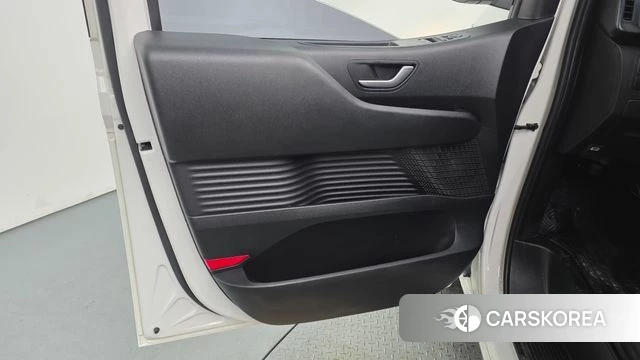 Hyundai Staria id 4388907 из Кореи 17