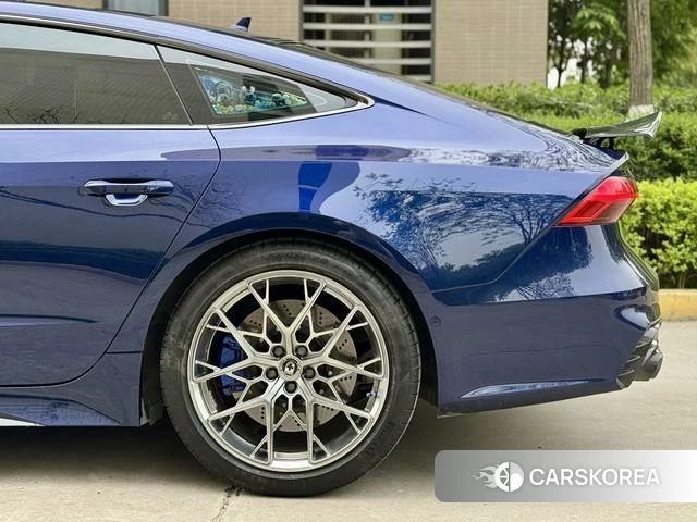 Audi A7 id 4271797 из Китая 17