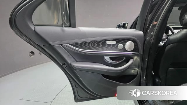 Mercedes-Benz E-Class W213 id 4572772 из Кореи 17