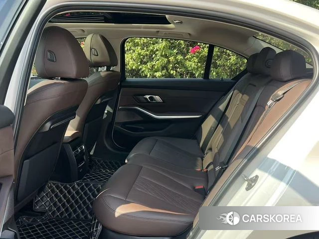 BMW 3 series id 4274644 из Китая 17
