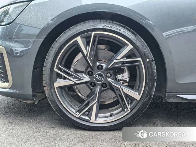 Audi A4L id 4278740 из Китая 17