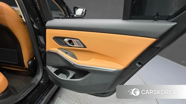 BMW 3 Series (G20) id 4408643 из Кореи 17