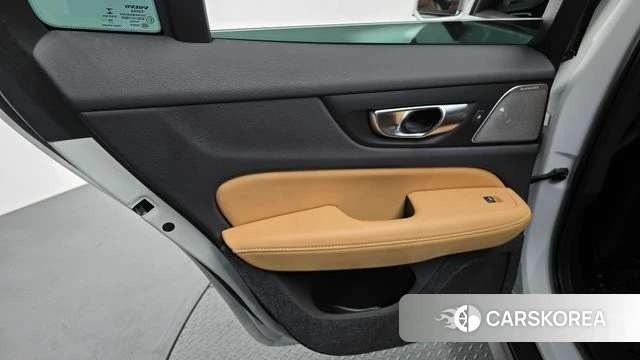 Volvo V60 Cross-Country 2nd Generation id 4409912 из Кореи 17