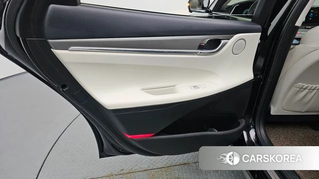 Hyundai The New Grandeur IG Hybrid id 4641694 из Кореи 17