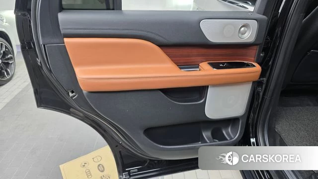 Lincoln Navigator 4th generation id 4780082 из Кореи 17