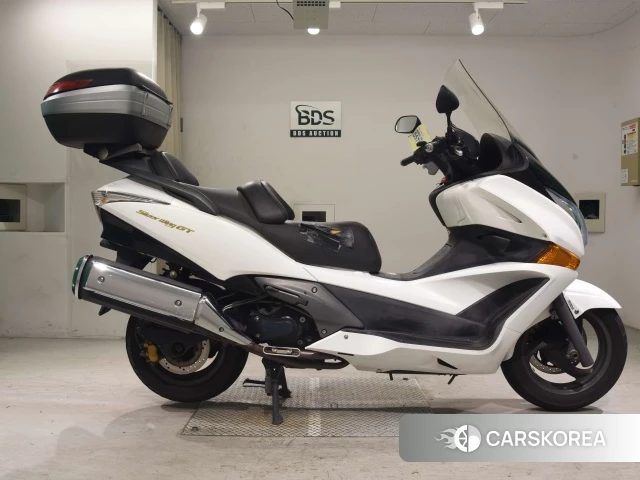 Проданный Honda SILVER WING 600 GT ABS 2012 из Японии