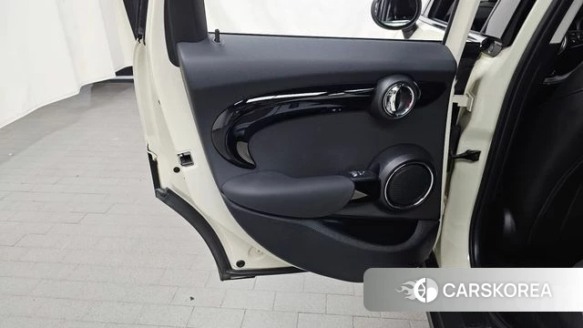 Mini Cooper id 4383899 из Кореи 17