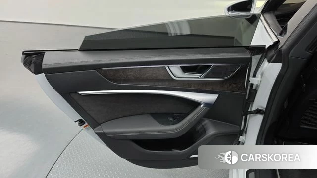 Audi A7 (4K) id 4780105 из Кореи 17