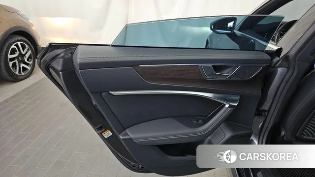 Audi A7 (4K) id 4428850 из Кореи 17