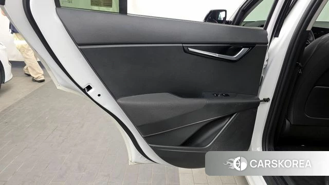 Kia Di Ol Nu Niro id 4355256 из Кореи 17