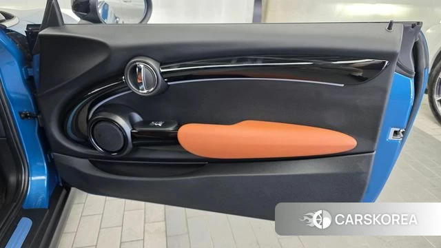 Mini Cooper S id 4691769 из Кореи 17