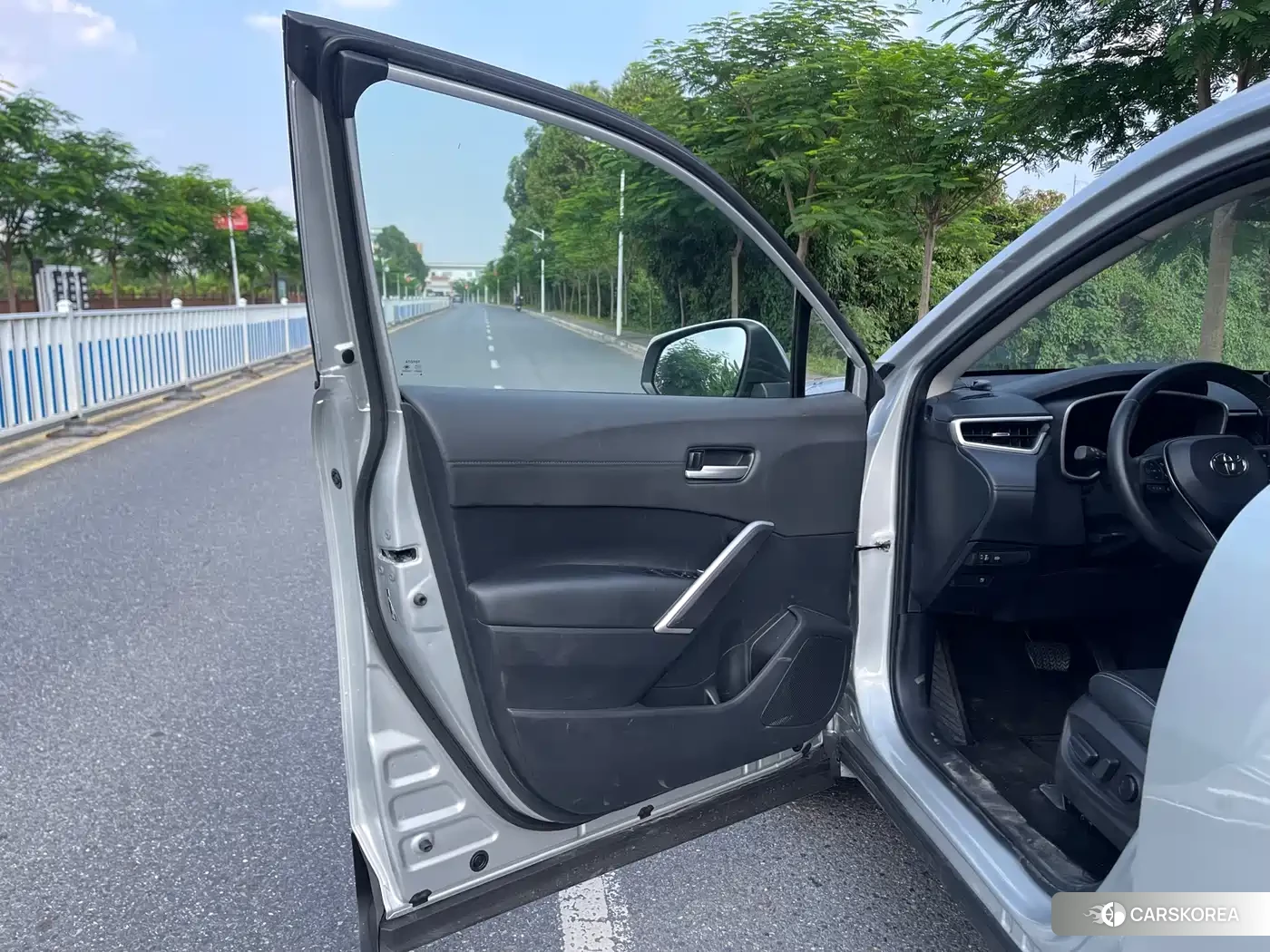 Toyota Frontlander id 4570739 из Китая 17