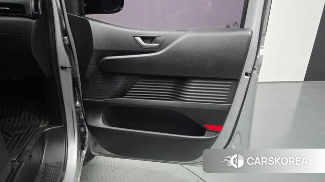 Hyundai Staria id 4389266 из Кореи 17