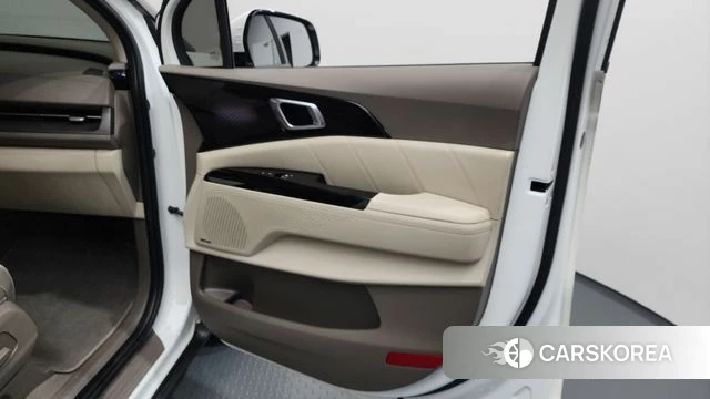 Kia Carnival 4th generation id 4338718 из Кореи 17