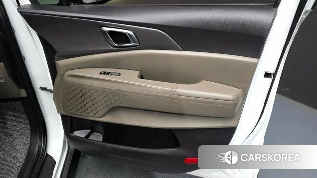 Kia The New Carnival 4th Generation id 4432725 из Кореи 17