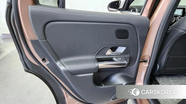 Mercedes-Benz EQA H243 id 4337758 из Кореи 17