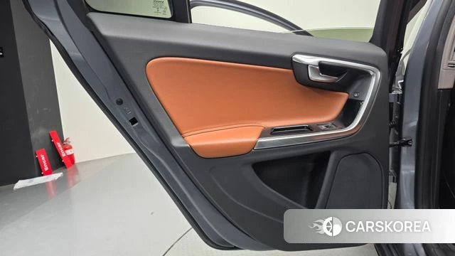 Volvo S60 id 4587398 из Кореи 17