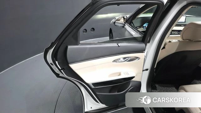 Genesis GV70 id 4623857 из Кореи 17