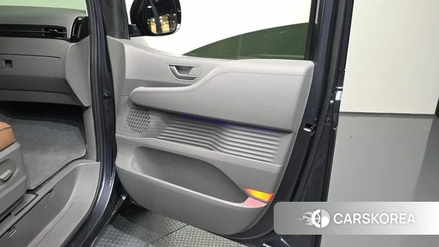 Hyundai Staria id 4942343 из Кореи 17