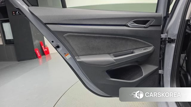 Volkswagen Golf 8th Generation id 4904315 из Кореи 17