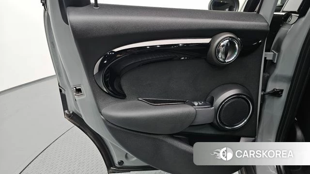 Mini Cooper S id 4556699 из Кореи 17