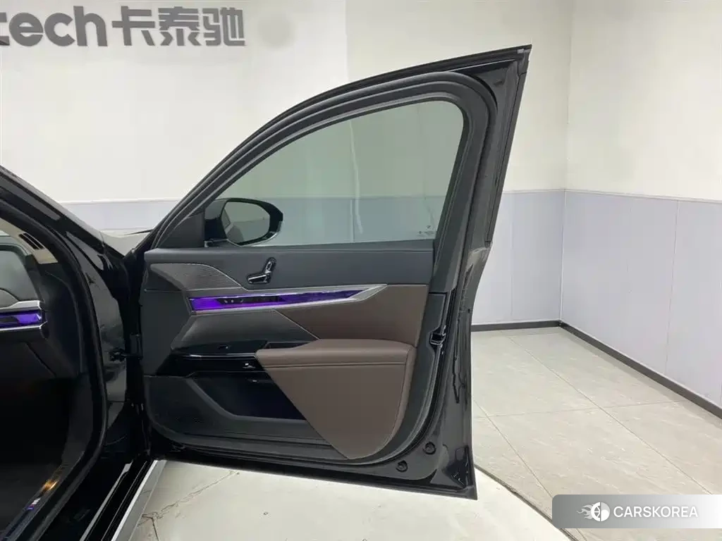 BMW 7 series id 4539099 из Китая 17