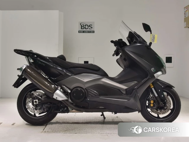 Проданный Yamaha T-MAX 530 2015 из Японии