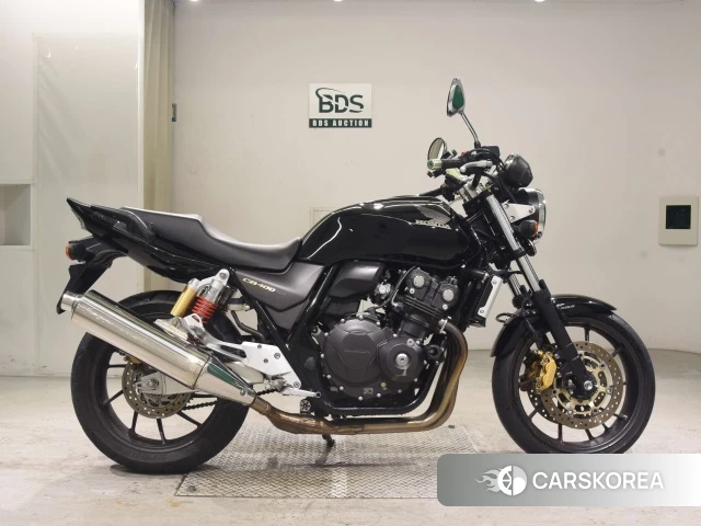 Проданный Honda CB400SF ABS 2016 из Японии
